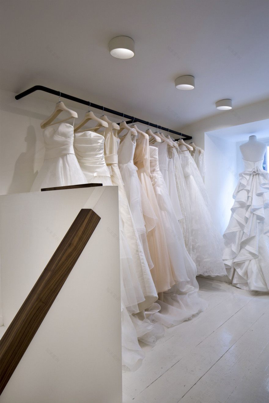 WHITE LE SPOSE 婚纱店-16