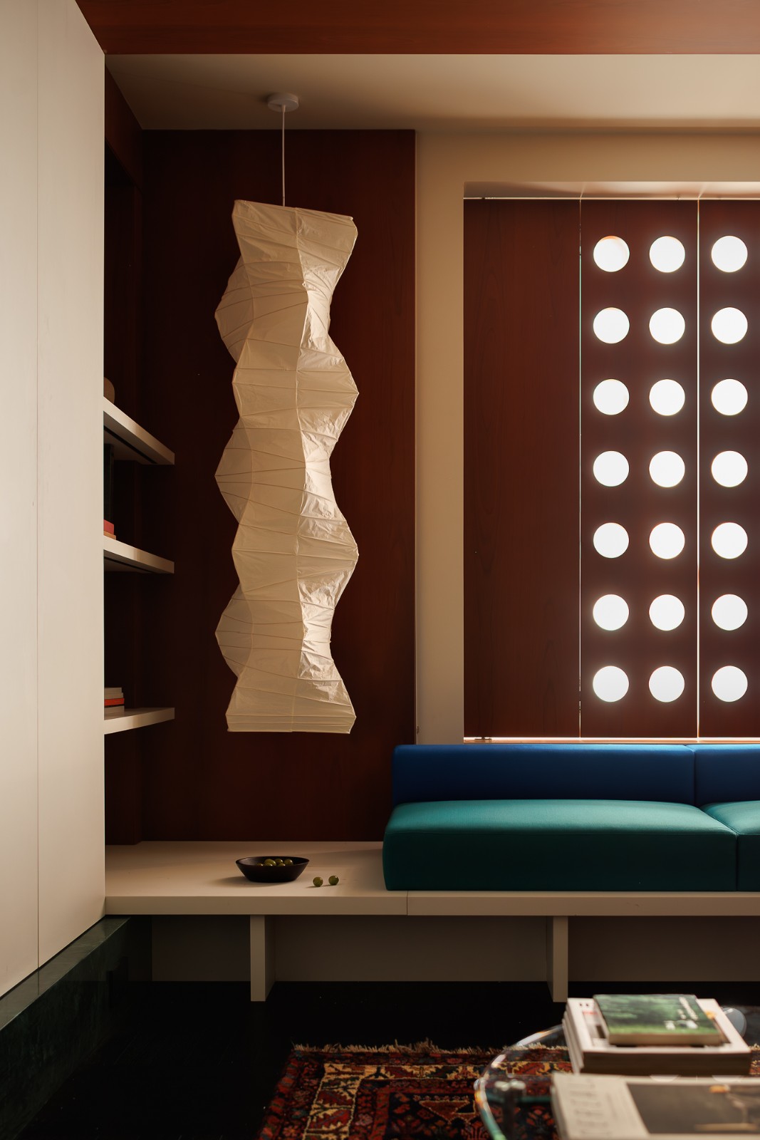 东方气韵遇上复古色彩,铺展松弛仪式感空间丨HURR赫设计-19