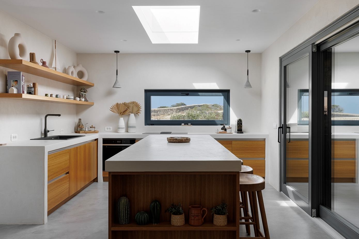 Fanos Guesthouse: Island Courtyard Living Shaped 丨 Wind and Greek Sun-3