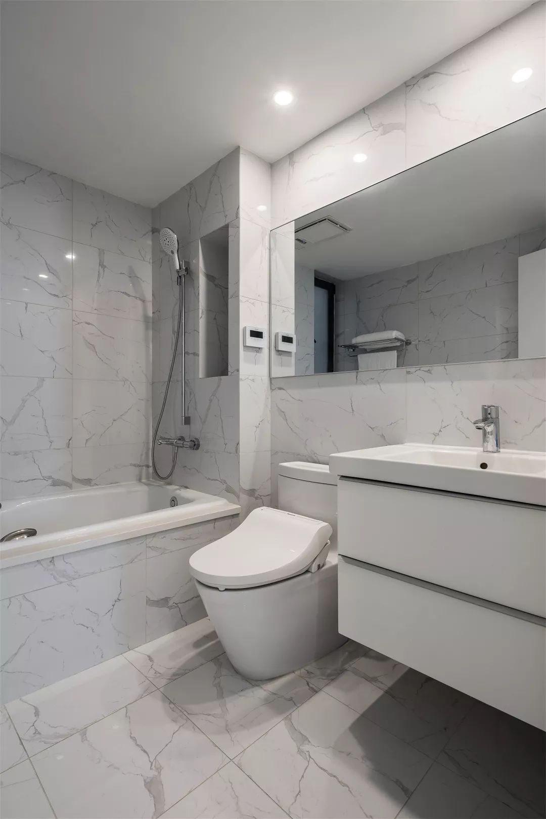 小卫浴空间装修宝典,让 3-6㎡的浴室焕然一新-28