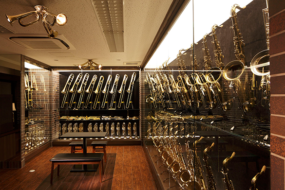 大久保管楽器店-2