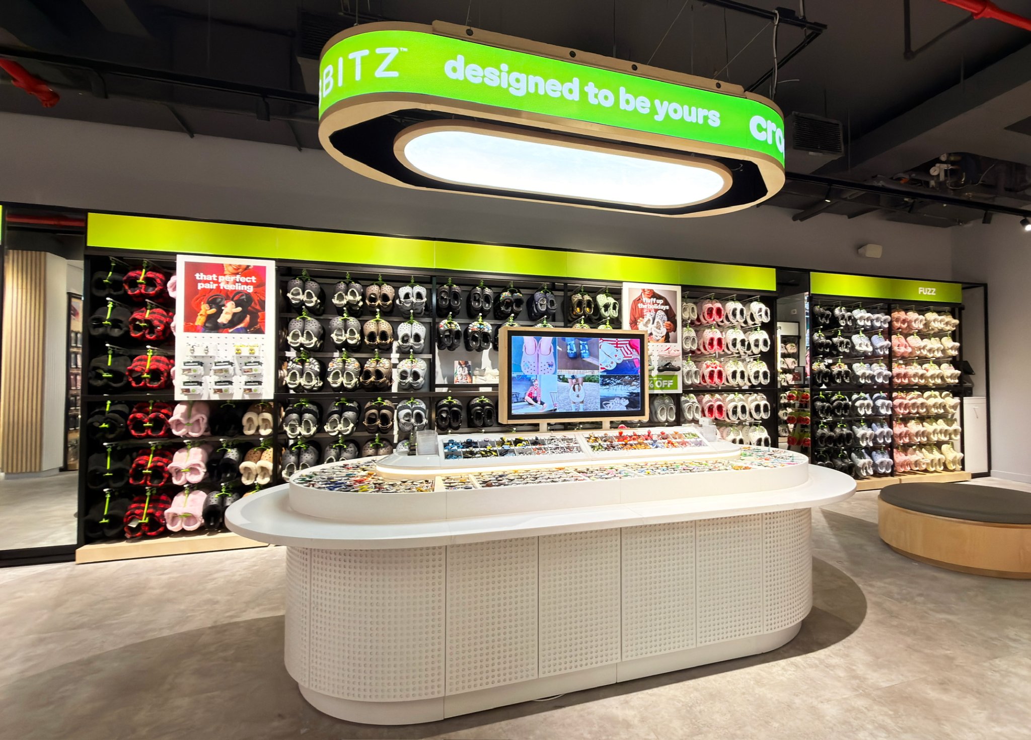 纽约34街Crocs门店翻新丨美国纽约丨Briggs Hillier-8