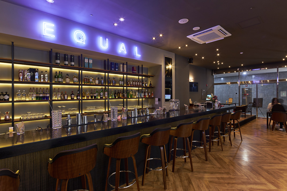 照明点睛，20 坪现代酒吧的精致氛围-3