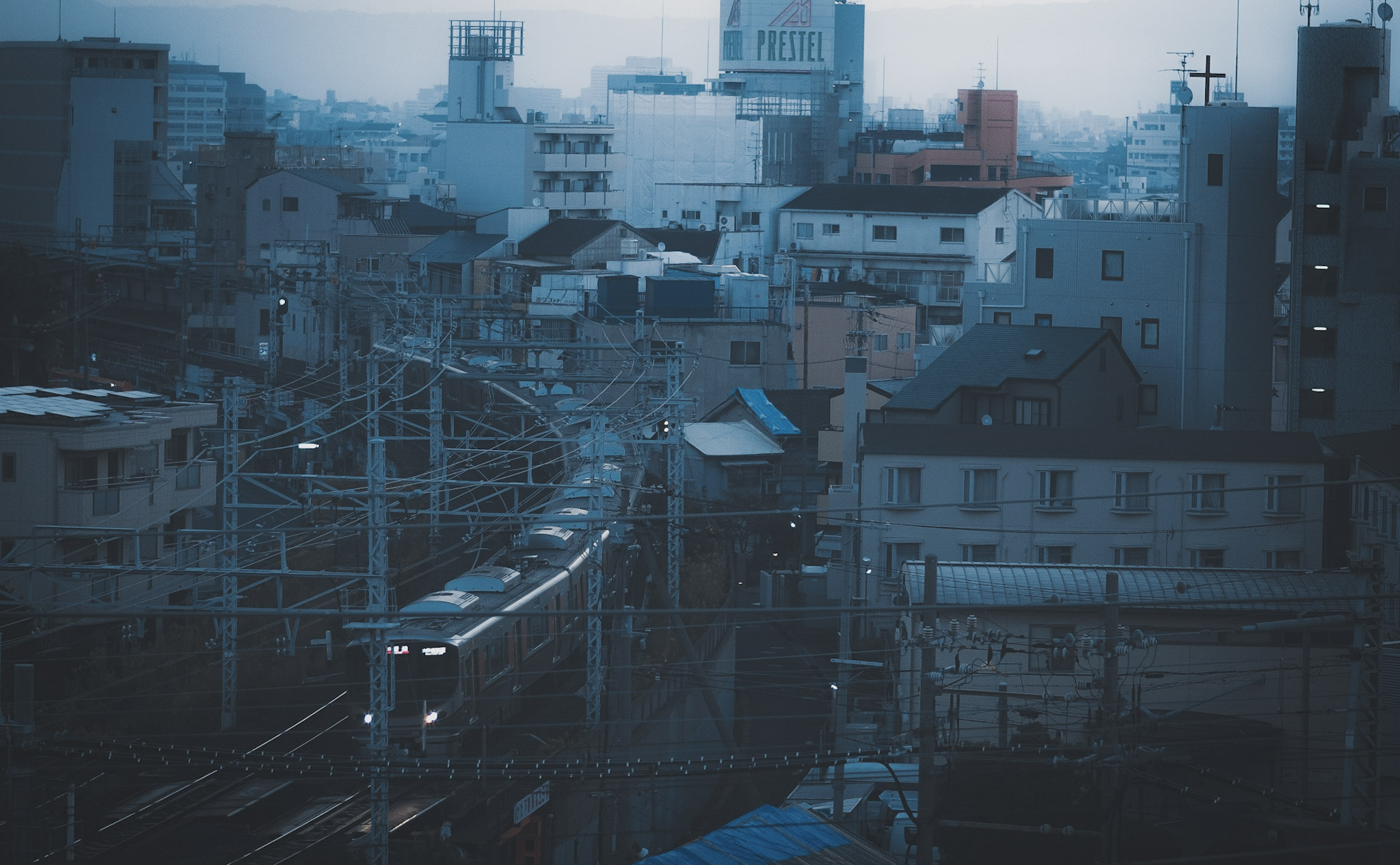 街が動き出す頃-3