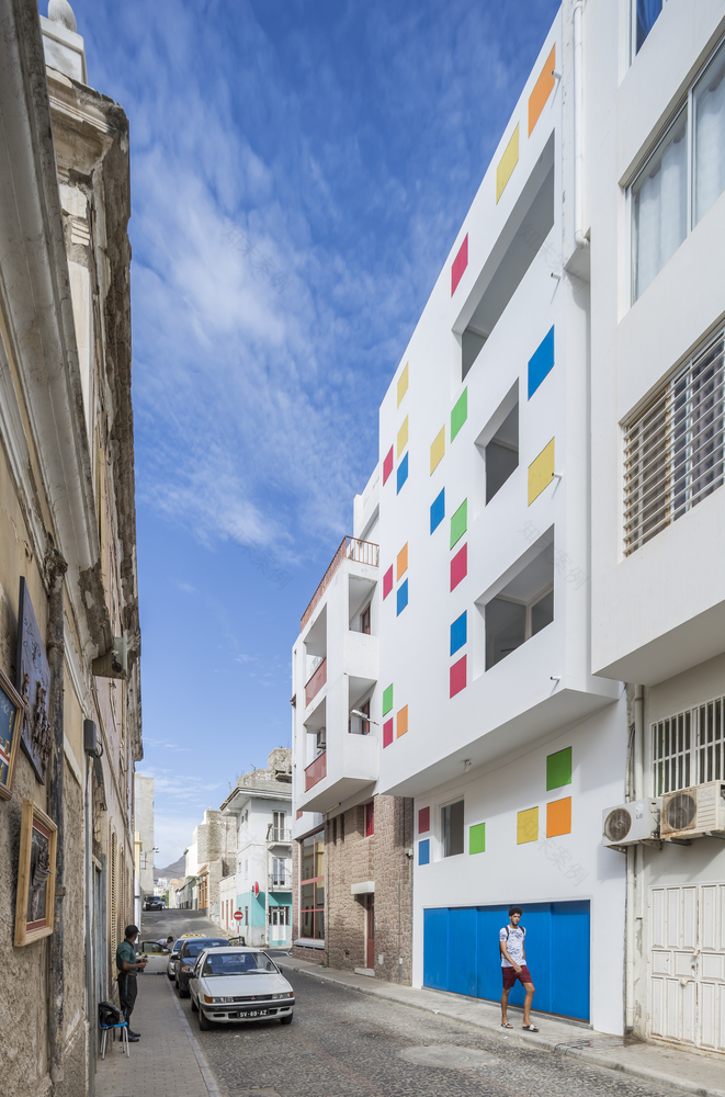 Casa Celestina · 灵活多变的色彩空间丨Ramos Castellano Arquitectos-61