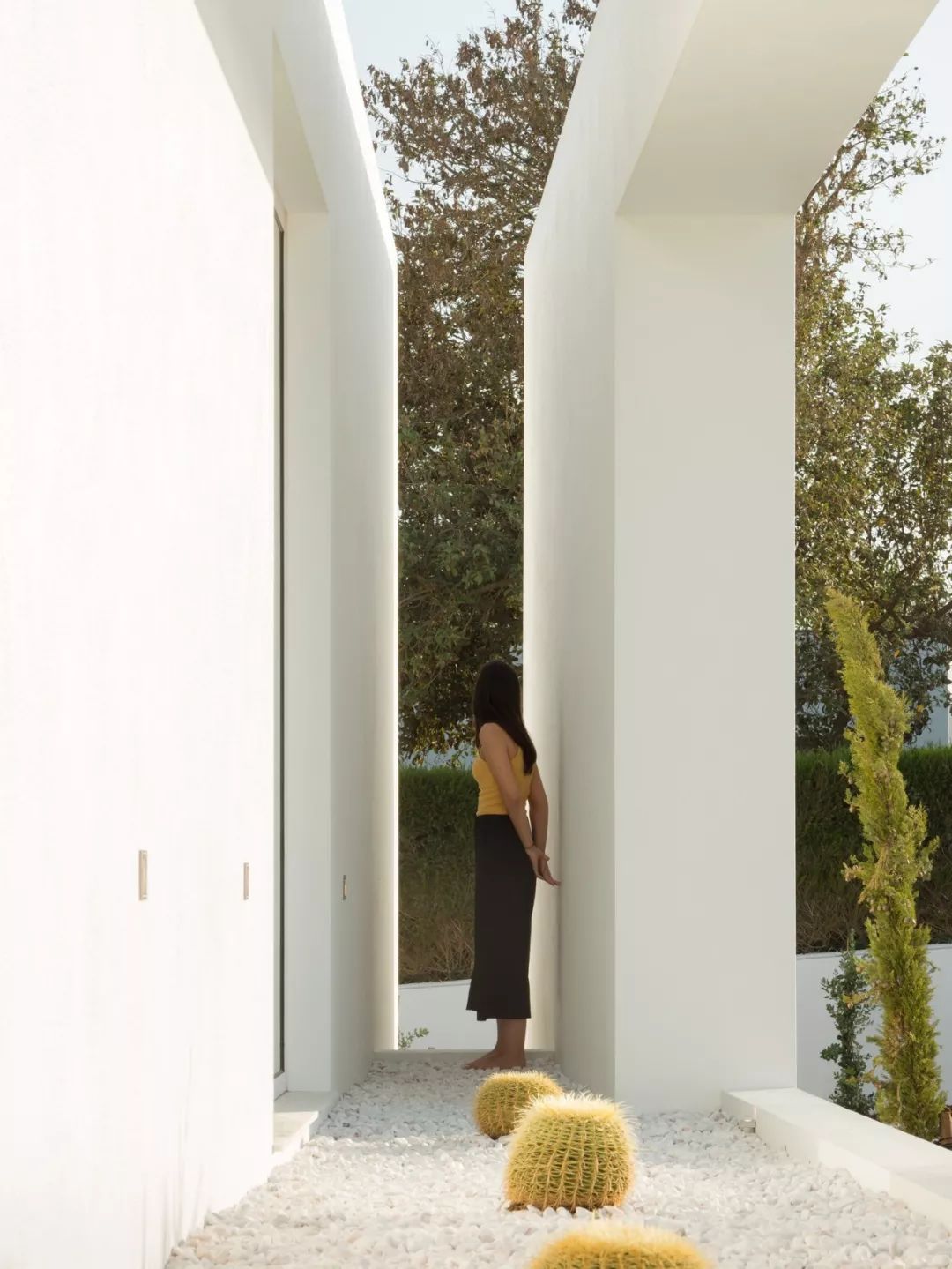 极简主义设计，葡萄牙里斯本的通透空间美学-88