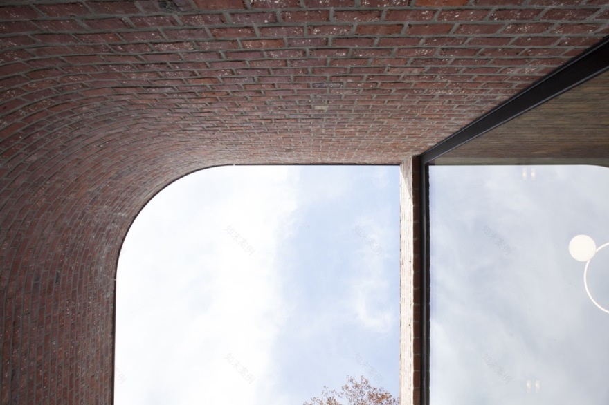 比利时哈塞尔特现代家庭住宅-65