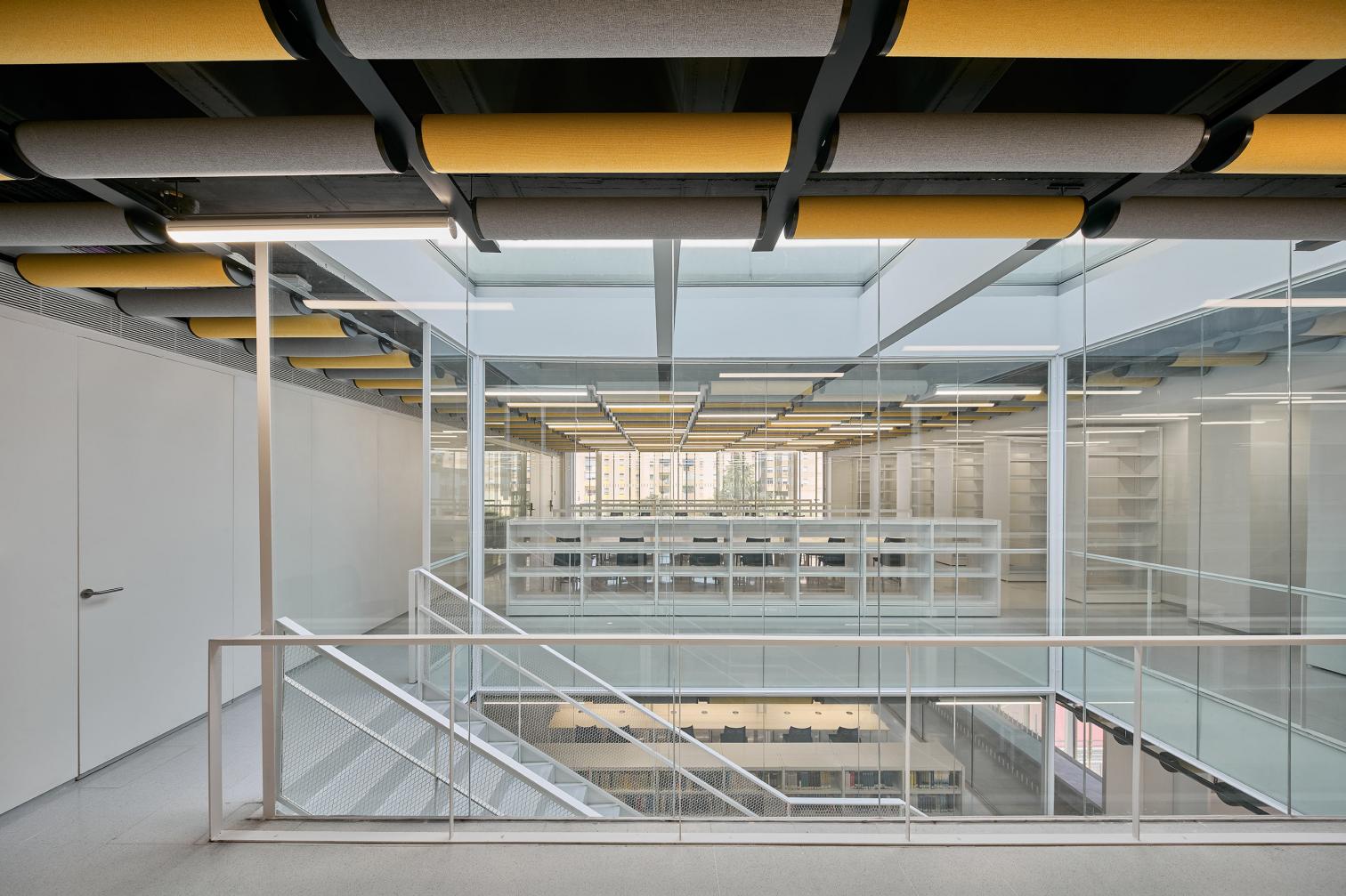 西班牙 Algeciras 大学图书馆-15