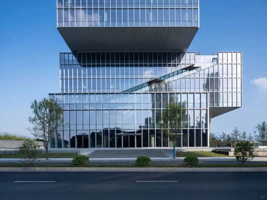 恒申总部大楼：堆叠而上，遇见办公空间新峯景-46