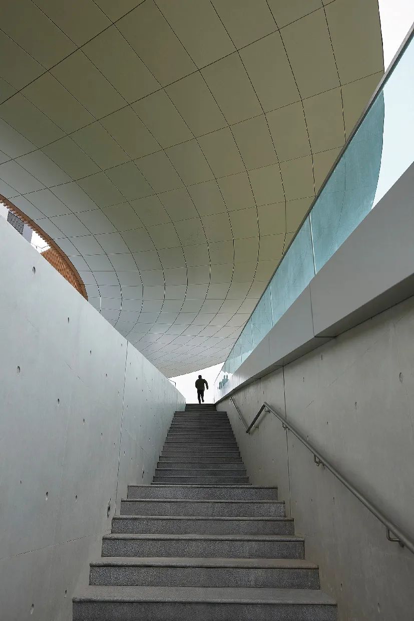 龙湖公共艺术中心丨中国郑州丨STUDIO A+-48