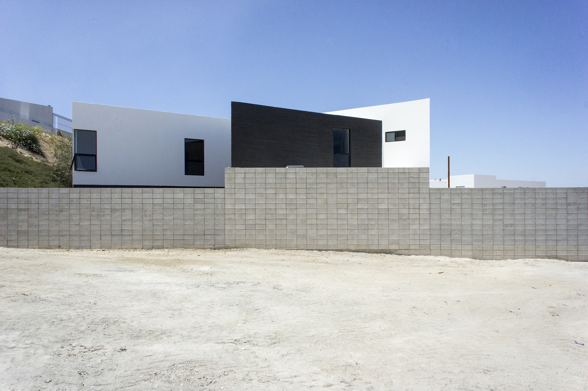 墨西哥 HDJ75 别墅 | 自然光与通风的室外空间设计-14