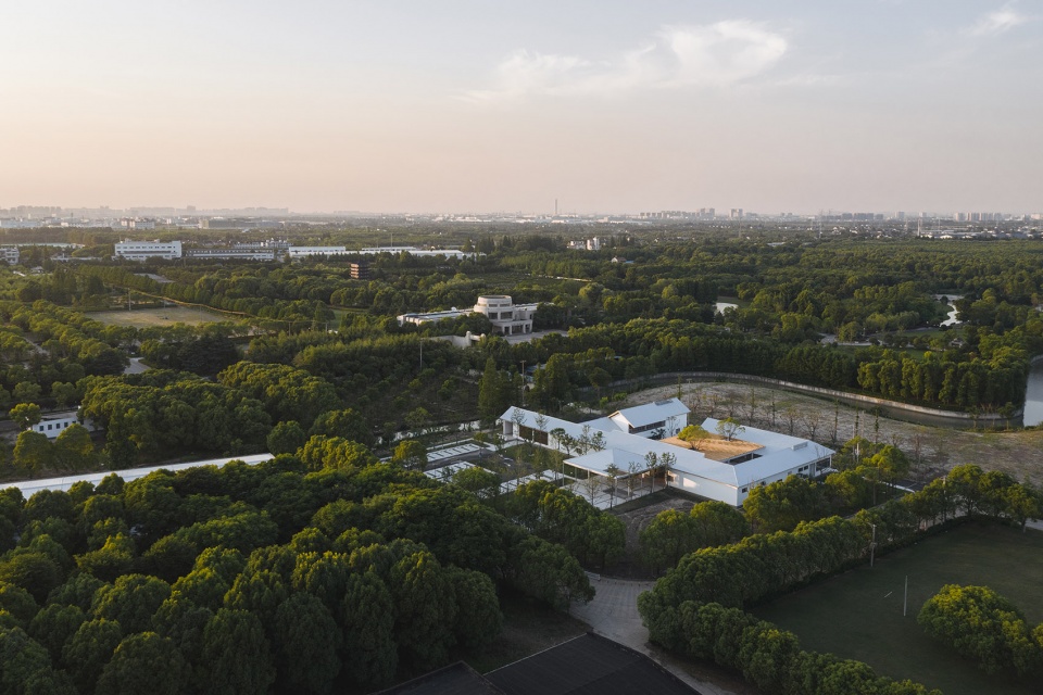 嘉北郊野公园西北游客中心丨致正建筑工作室-0