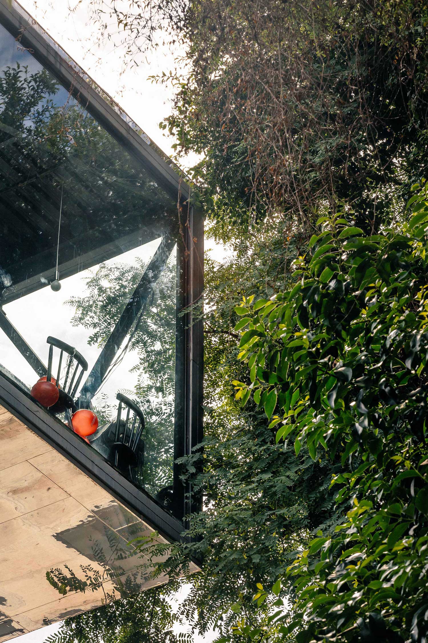 #StoriesOnDesignBy Cunning Cantilevers.-92