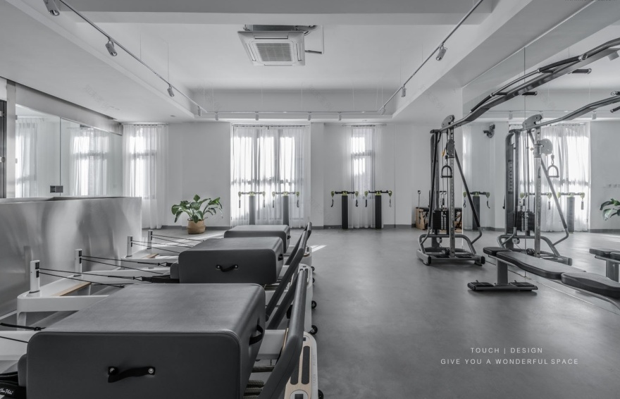 《爱情与灵药》,普拉提-22