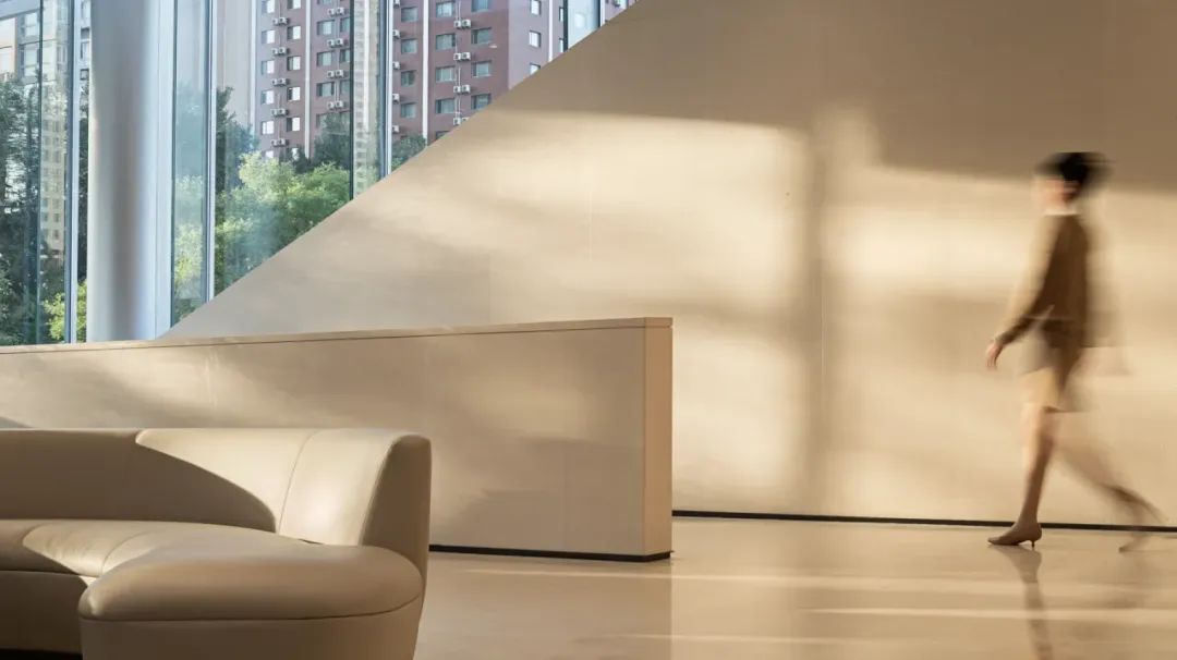 1308㎡极简美学售楼处丨李益中空间设计（硬装）,一木设计（软装）-53