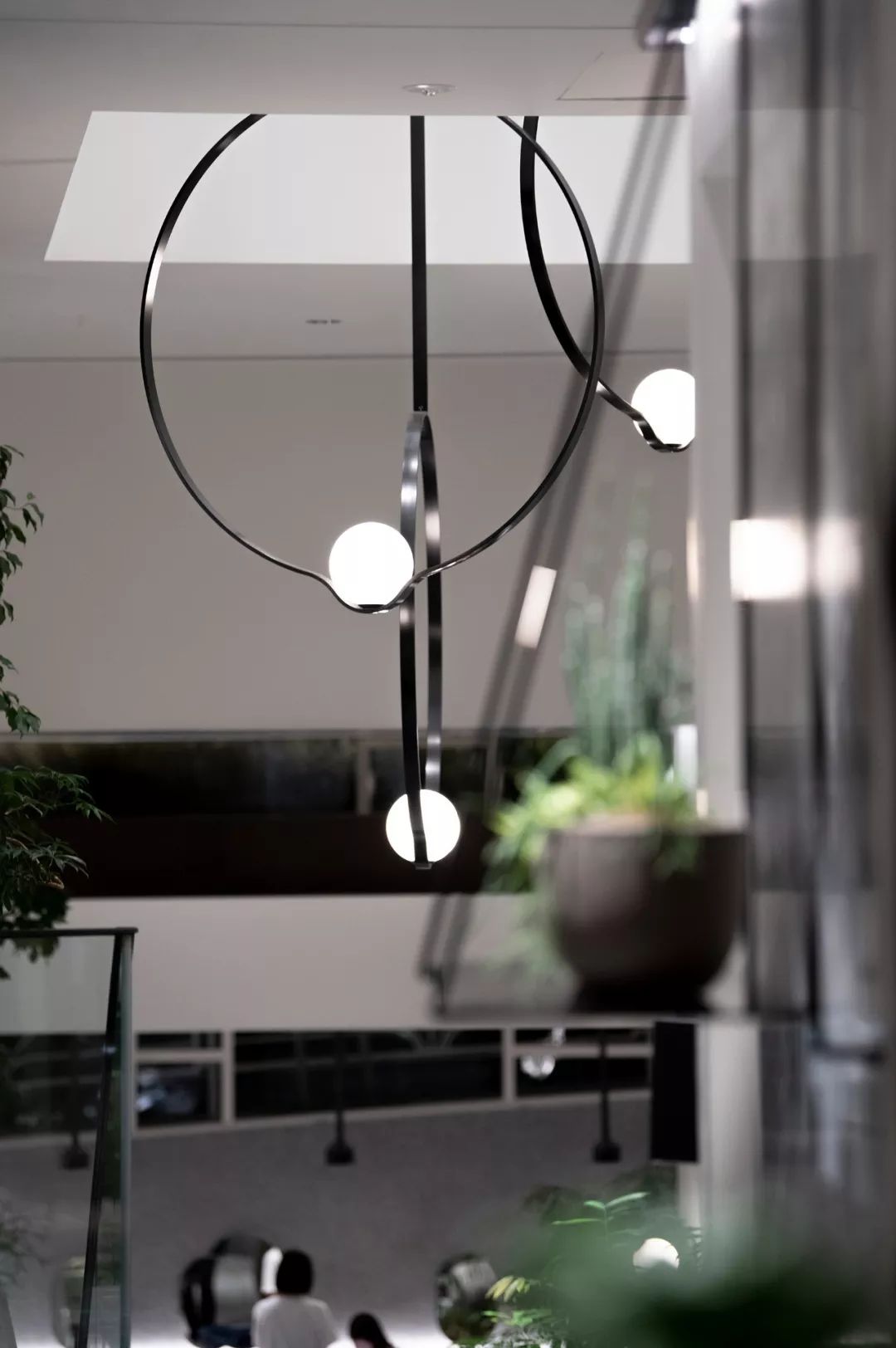 nendo 打造东京商业综合体,极简设计展现灵动趣味-72