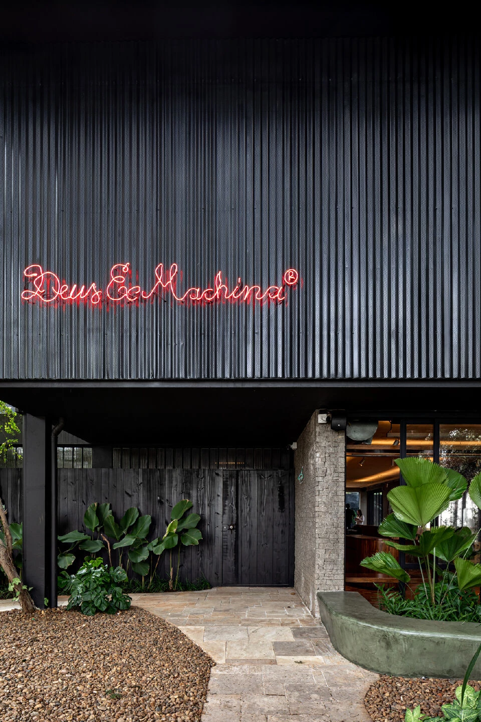 Deus E· Machina 商店丨巴西圣保罗丨Meireles Pavan Arquitetura-21