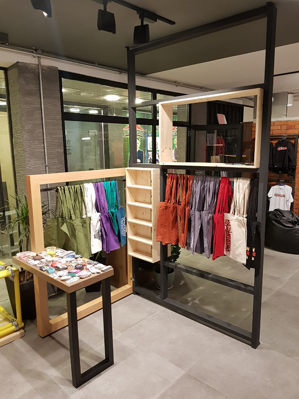 Zuqaq13 服装店室内设计与施工丨URBANO 团队-2