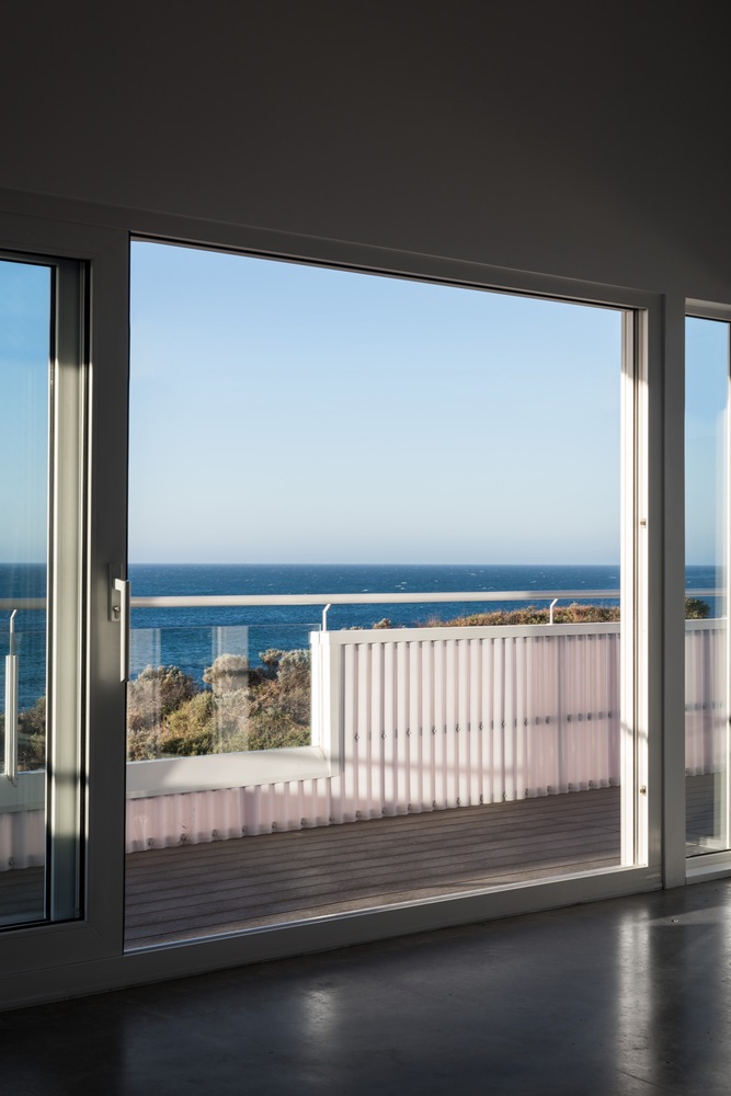 Falcon Beach House   iredale pedersen hook architects-94