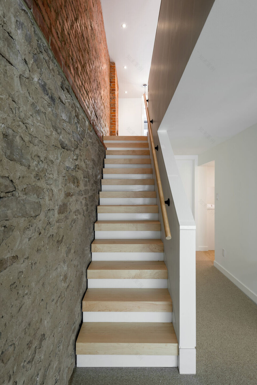 加拿大百年砖房蜕变,融入自然之美-17