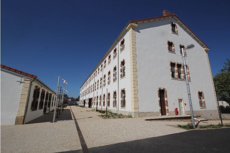 将皮蒂耶军营旧军械库改建为护理培训学院项目丨法国丨ACA建筑师及合伙人事务所,PLUS 2 PAYSAGE景观事务所-52