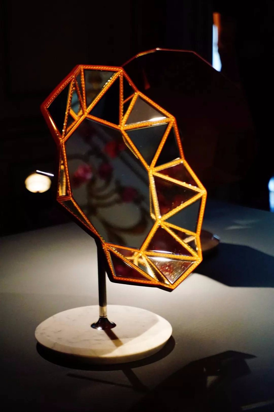 LV与大牌设计师合作的家居产品,真的有创意-25