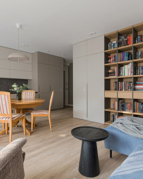 An Interior That Breathes: A Coastal Refuge in Palanga
