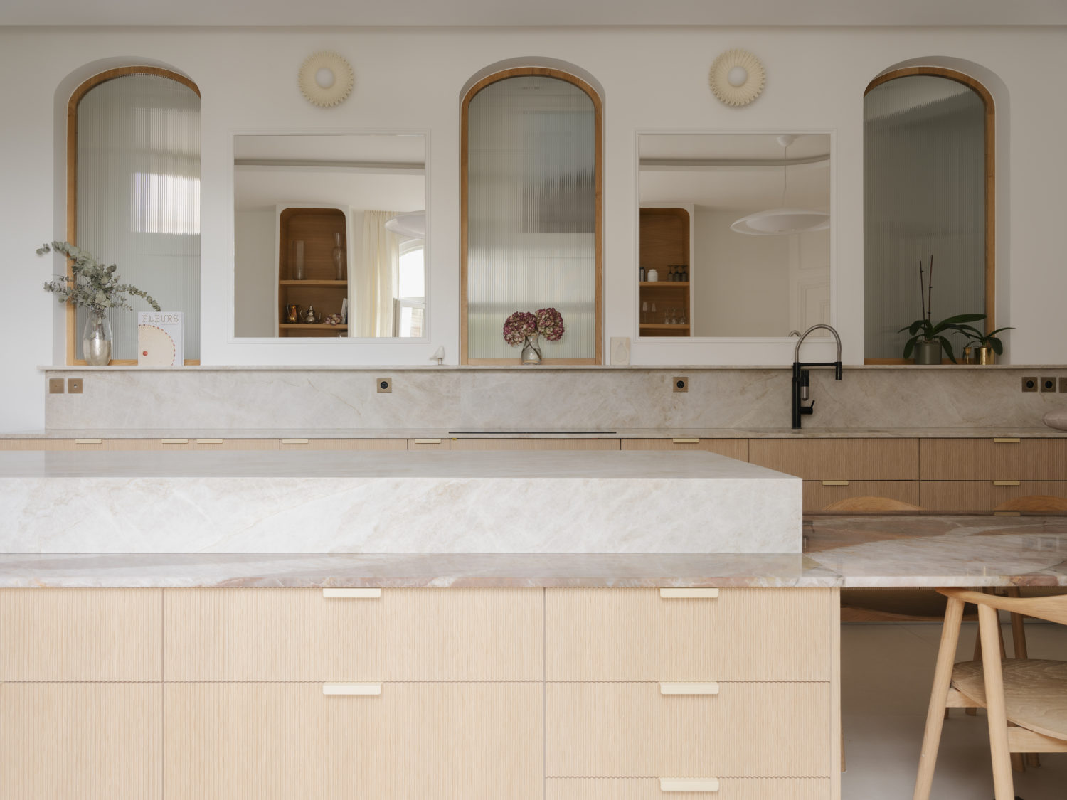 Luxe, calme et volupté 300m², Victor Hugo…Comment créer un havre de paix en plein Paris – Bän Architecture-15