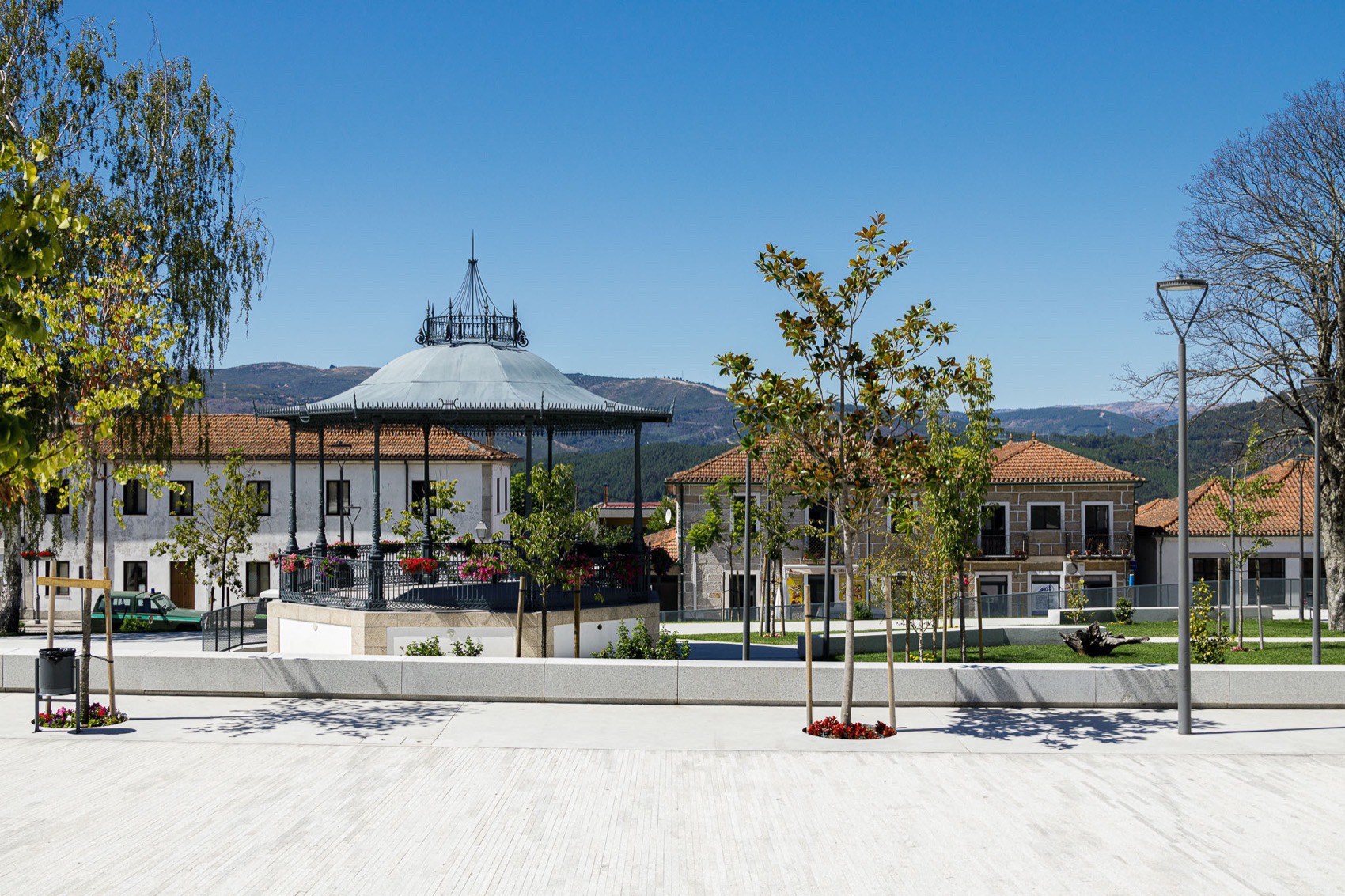 Ribeira de Pena 市广场改造丨葡萄牙丨AXR – Arquitetura e Design-49