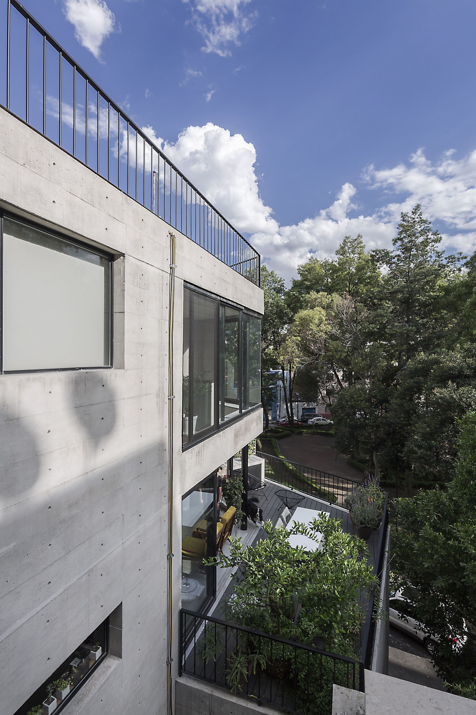 Circular de Morelia 4 Apartment Building / Quintanilla Arquitectos-37