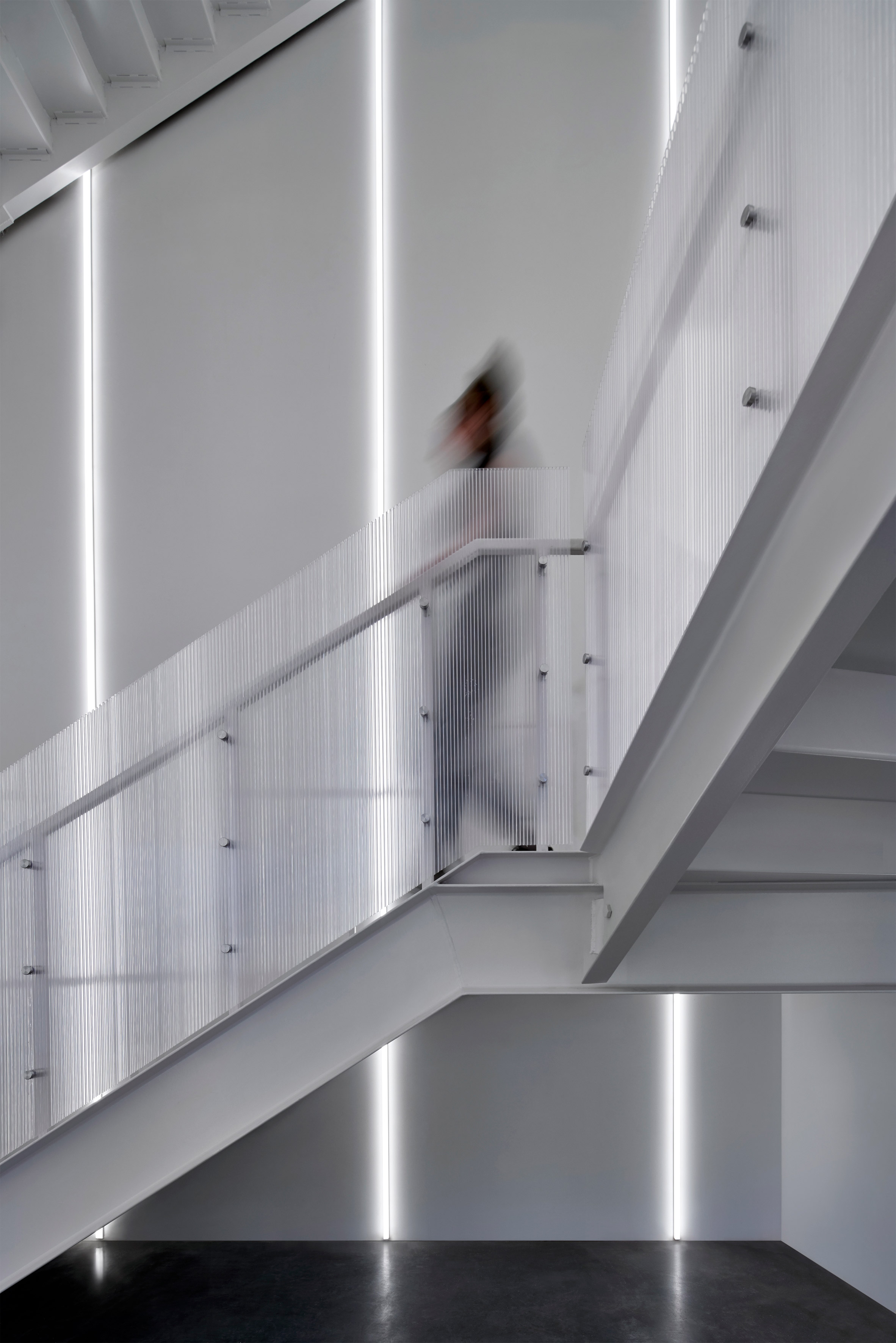 Oklahoma Contemporary 艺术中心铝墙熠熠生辉,成城市新地标-20