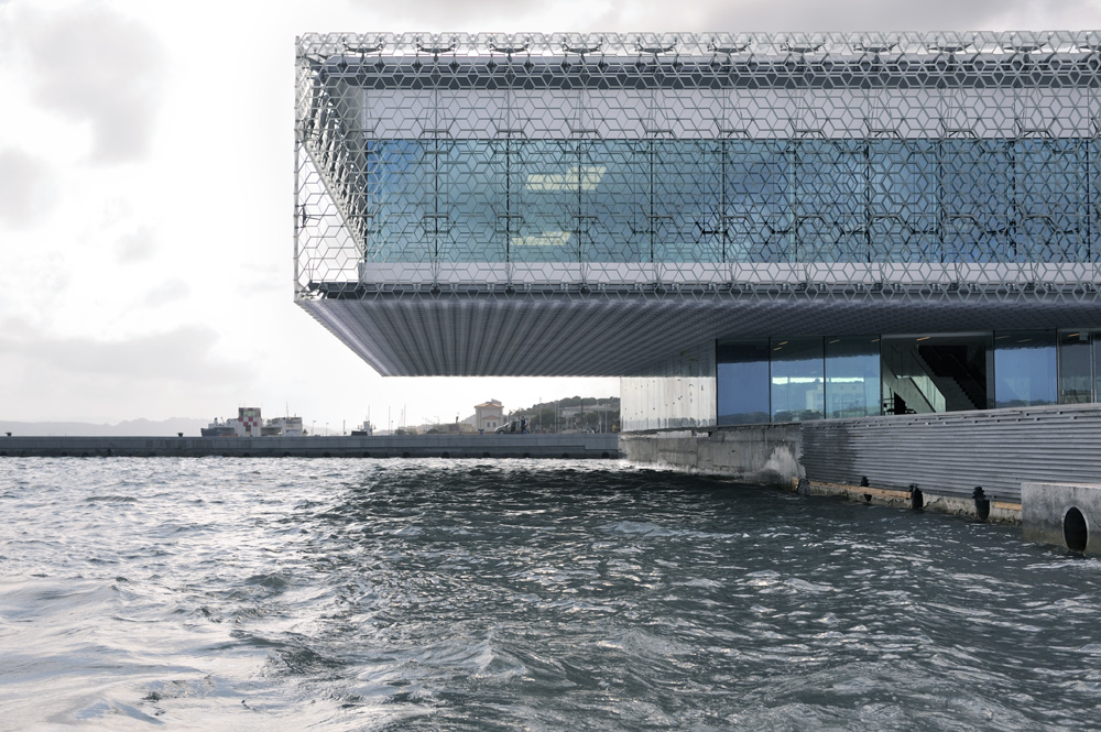 马达莱纳前军事港口的绿色复兴-45