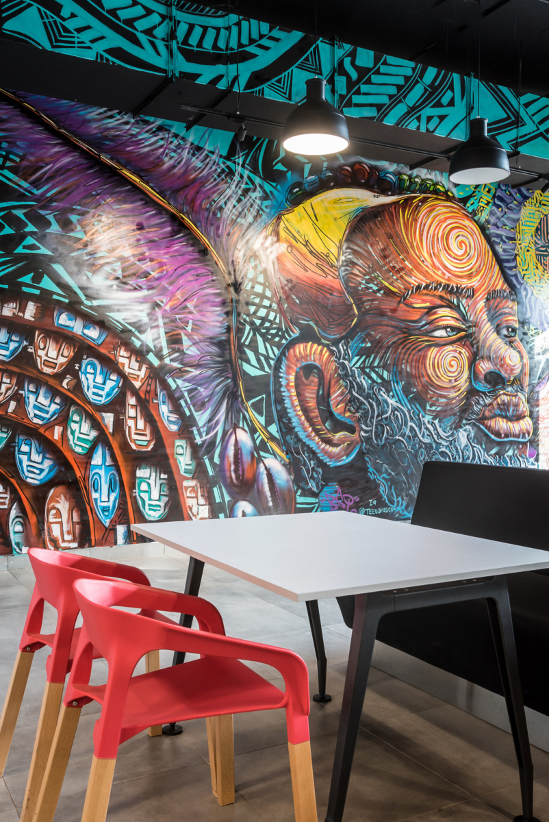 肯尼亚顶级律所现代办公空间设计-8