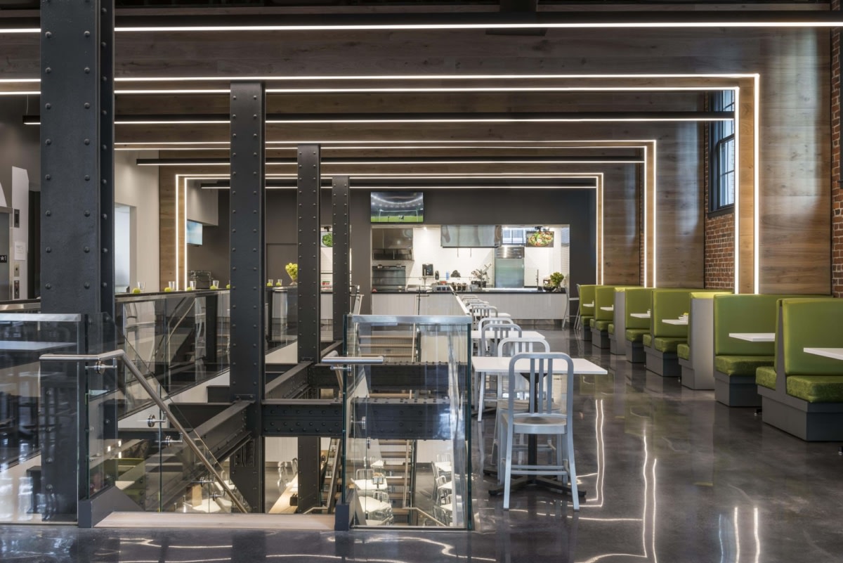 Emerson College 学生餐饮中心丨美国丨Elkus Manfredi Architects-11