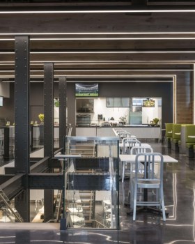 Emerson College 学生餐饮中心丨美国丨Elkus Manfredi Architects