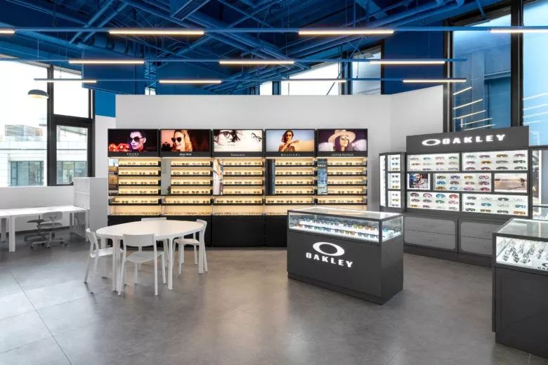 C·P· Company 服装店设计丨意大利米兰丨AndreaCaputo-7