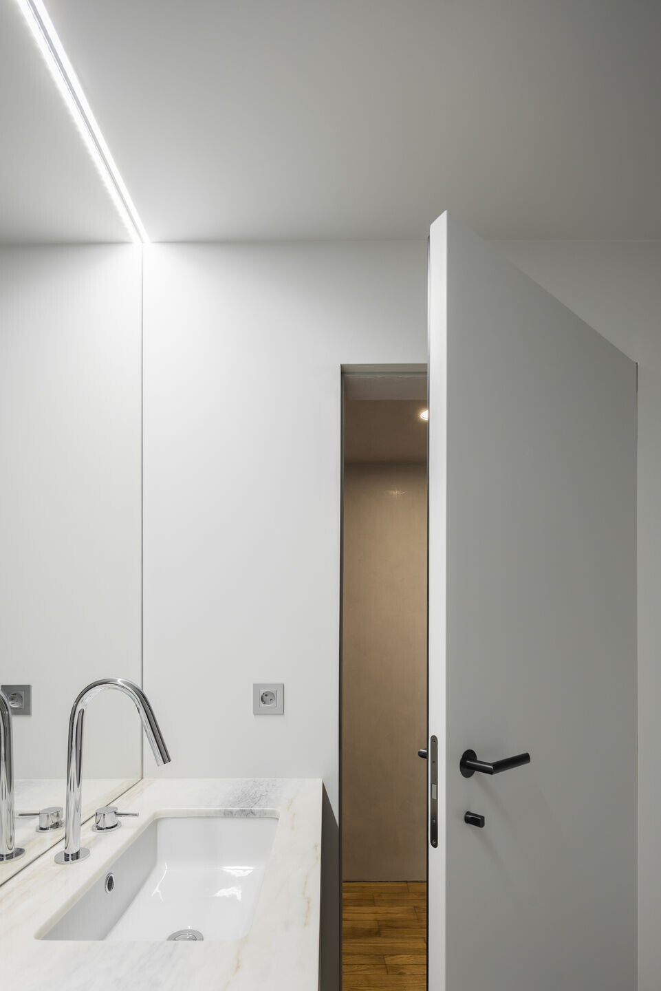 波尔图公寓丨葡萄牙波尔图丨PARADOXO Arquitectura-26