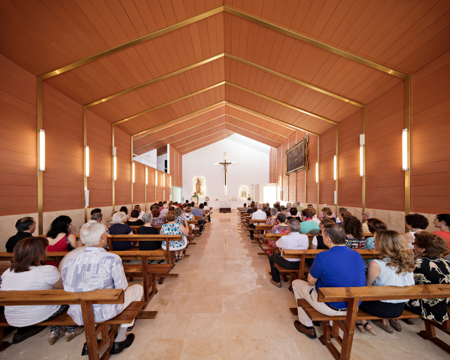 经济实用,融入历史与宗教的乡村教堂设计-22