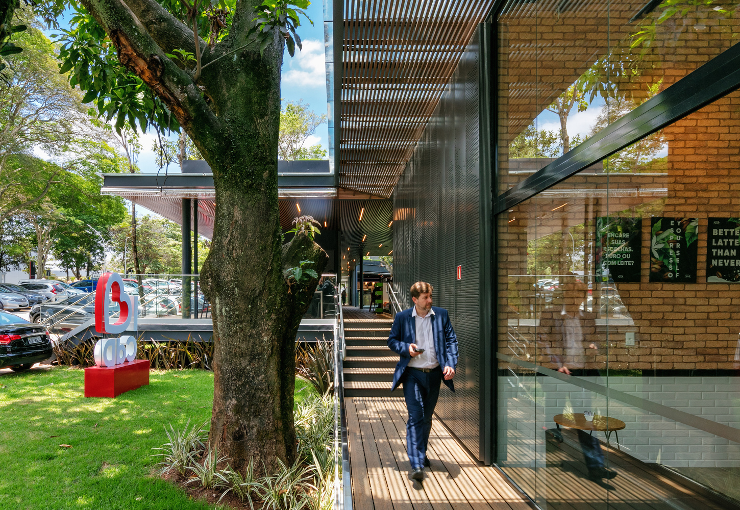 巴西 Bradesco 银行总部 Conviver Space 模块化设计-12