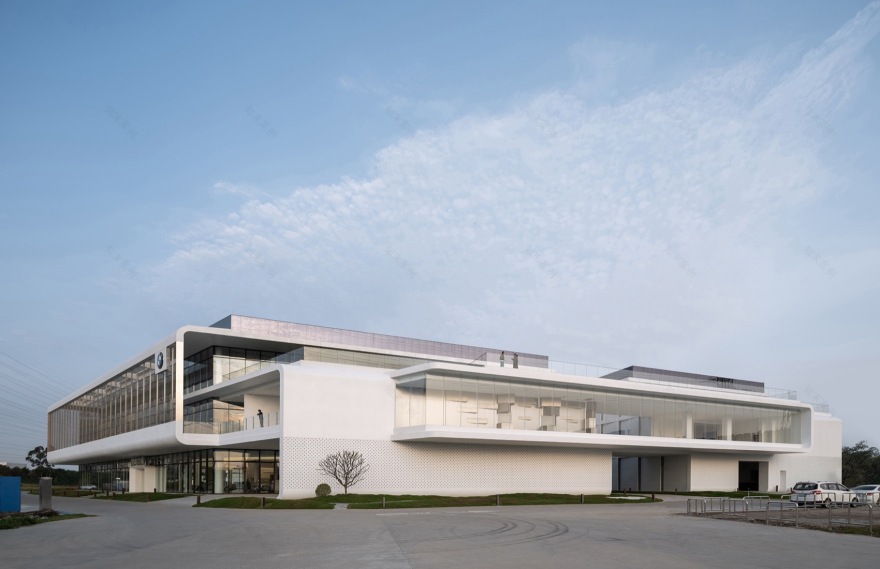 BMW佛山宝马宝创绿星灯塔项目 / 朱海博建筑设计事务所-6
