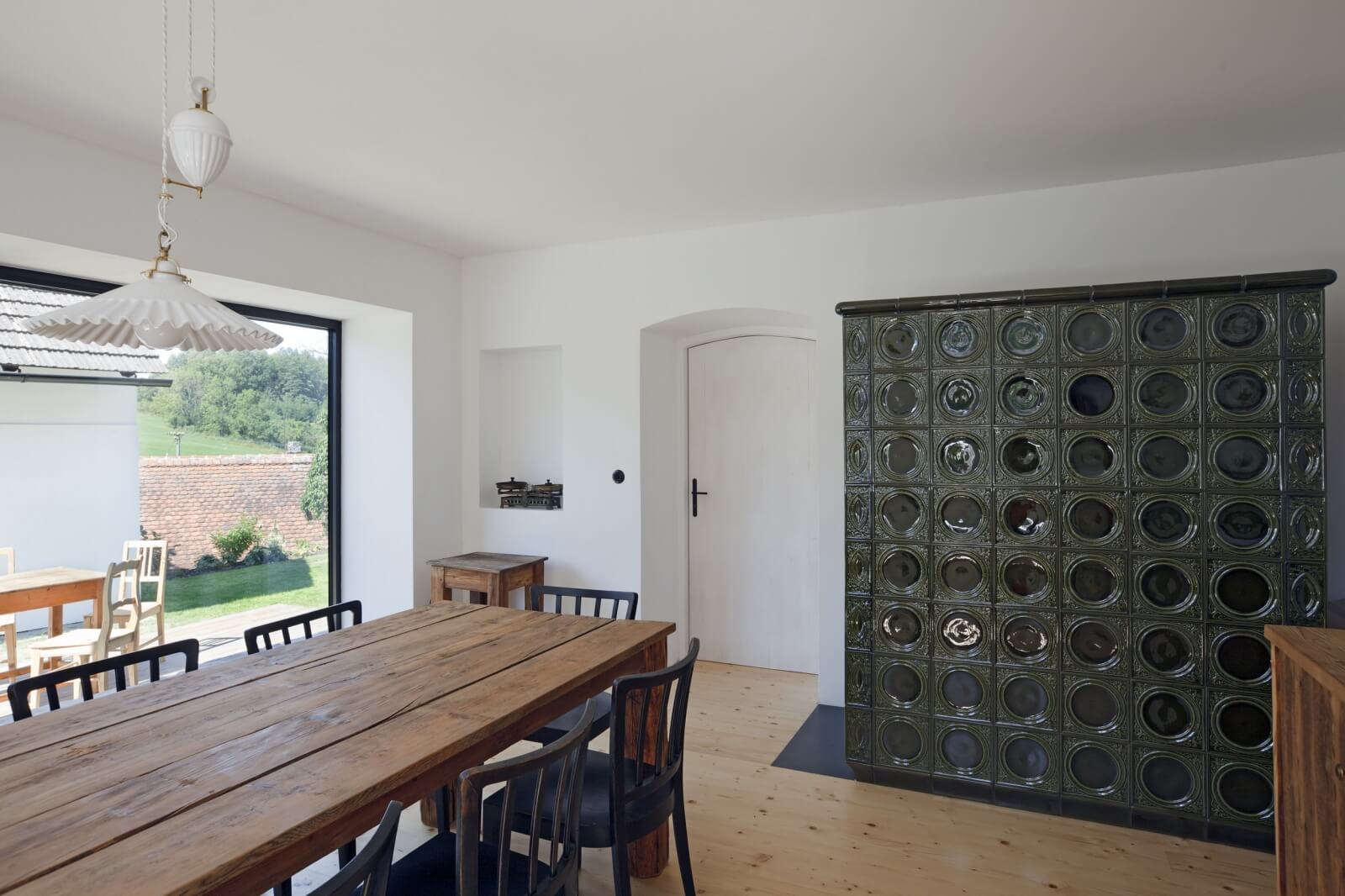 捷克Mladotice乡村老木屋改造项目-24