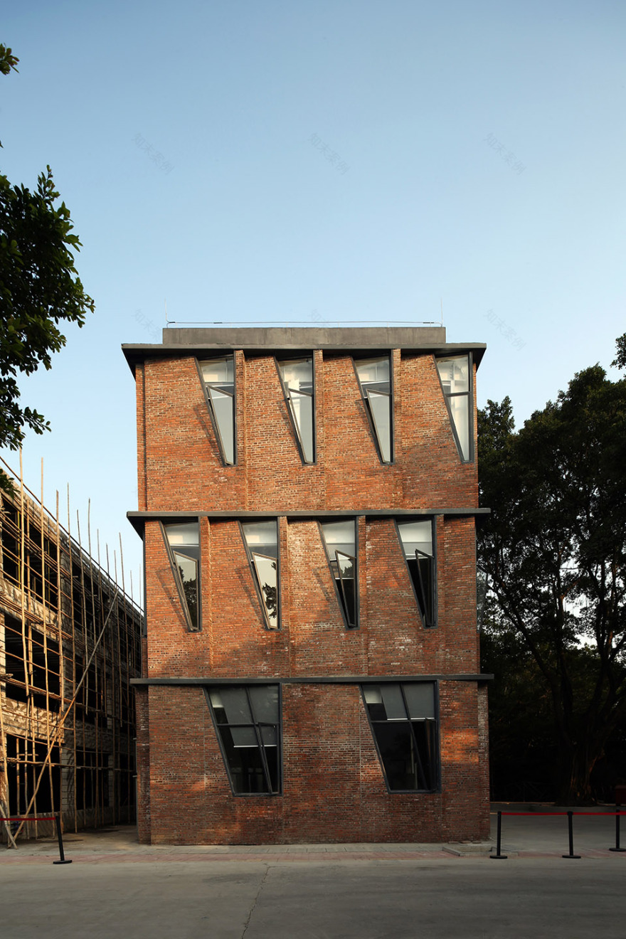 广州北岛创意园管理中心丨中国广州丨互建筑-31