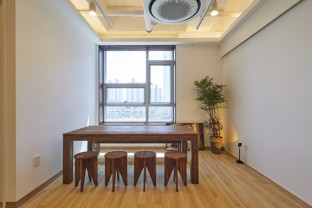 现代简约风 45 平米瑜伽馆设计-9