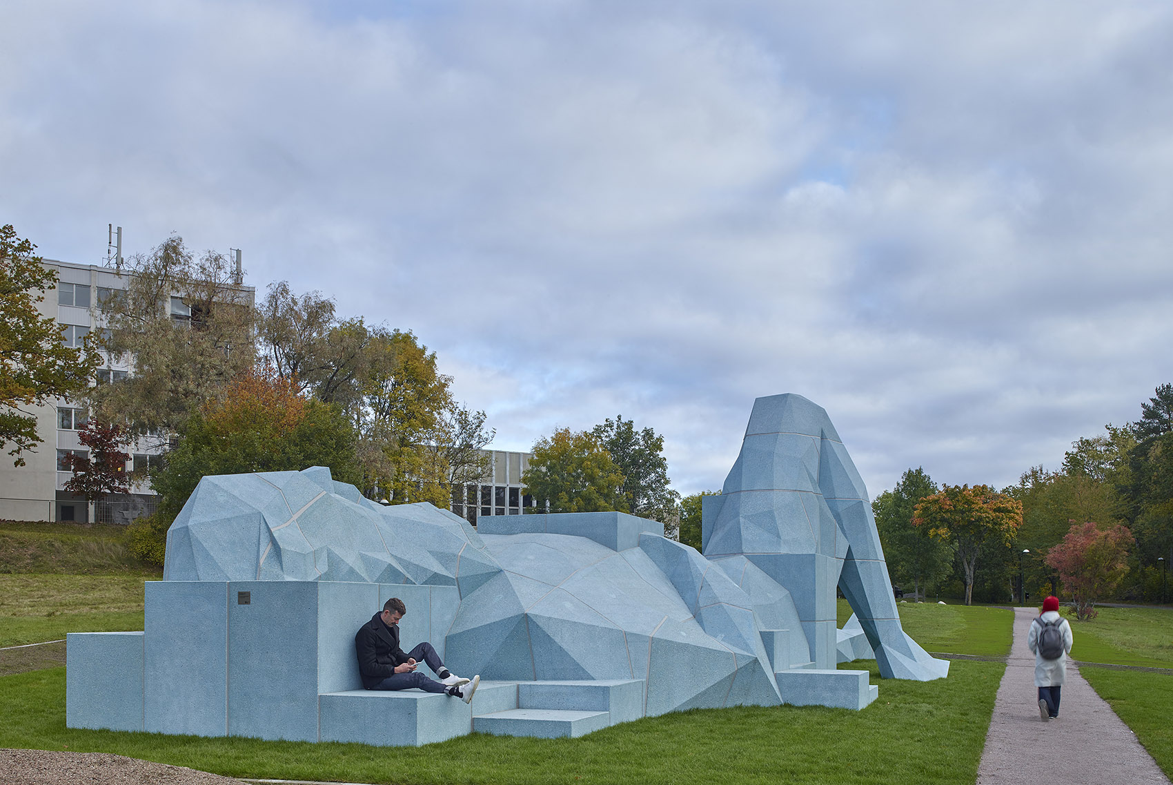 瑞典 Vårbergs 巨人雕塑丨瑞典斯德哥尔摩丨Xavier Veilhan-26