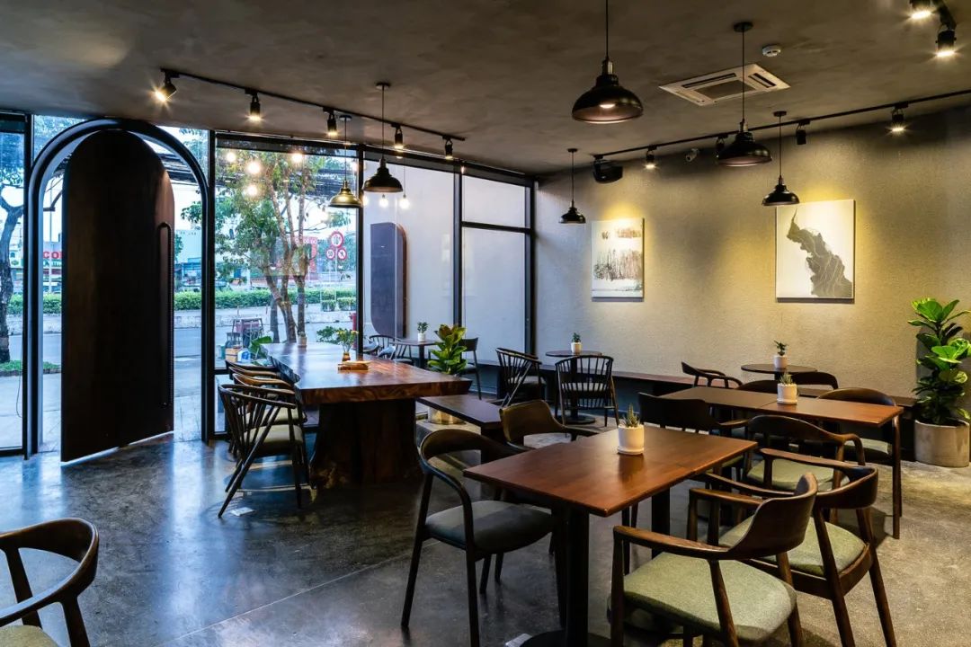 越南 420m²综合咖啡楼设计，打造自然与商业的完美融合-11