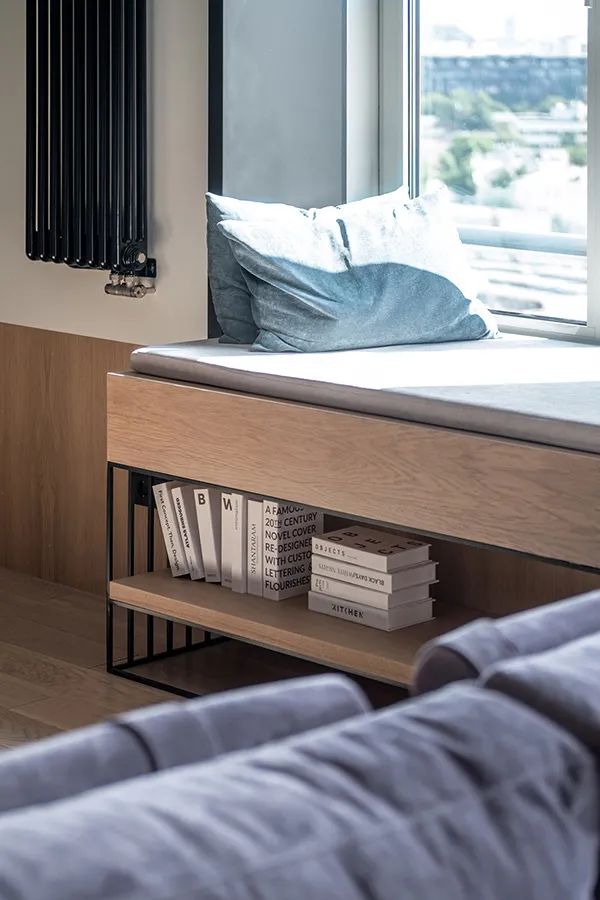 莫斯科 66㎡莫兰迪简约风公寓,玻璃隔断打造开放式空间-12