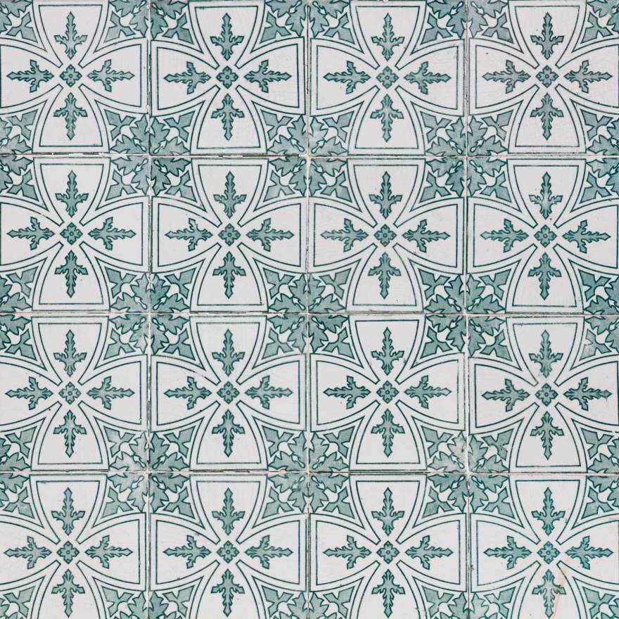 葡萄牙奥瓦城市翻新住宅,内外兼修的现代美学-26