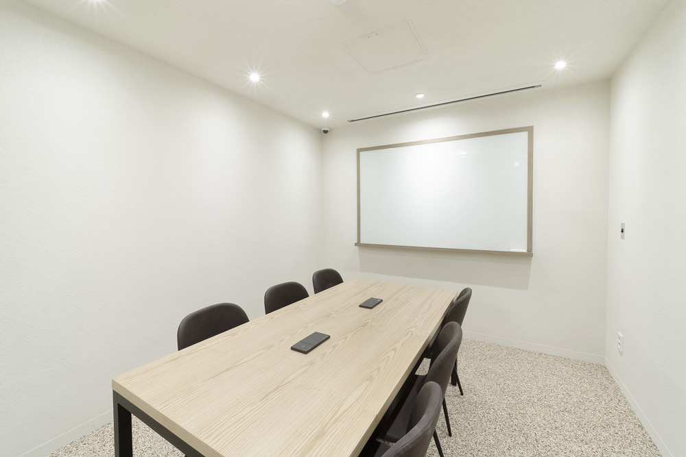 240 平现代白色&木质咖啡厅设计-25