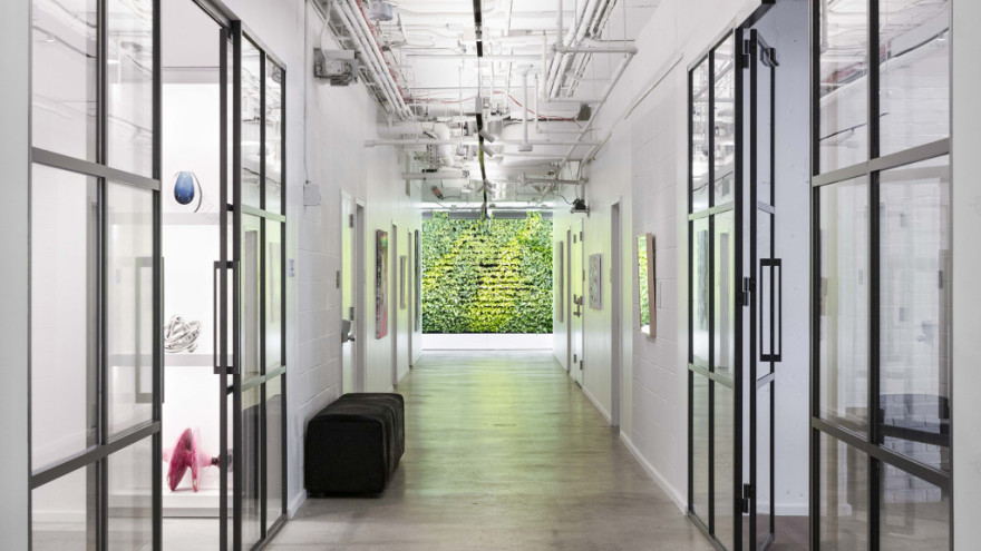 纽约时尚品牌 Lafayette 148 总部,工业风邂逅女性魅力-5