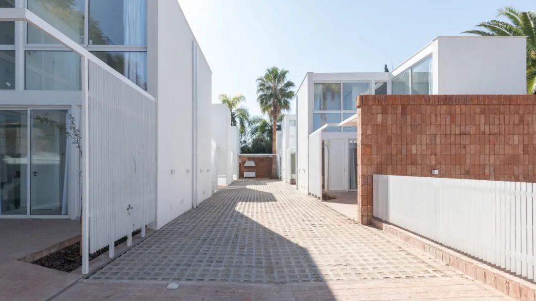 杜鹃花住宅区 | 600 平方米的单户住宅体验-25